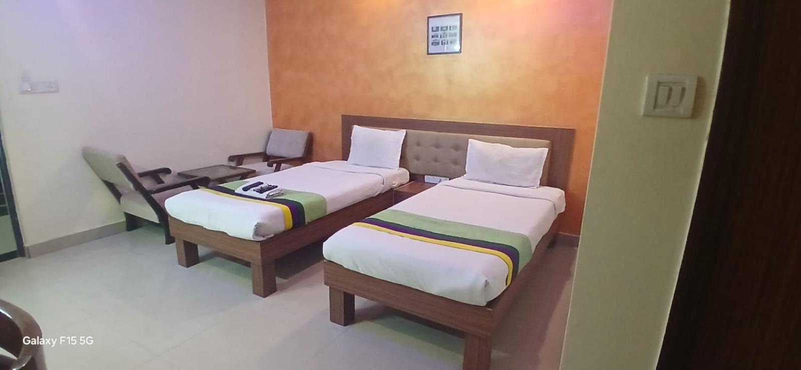 Grand Plaza Hotel - Nampally - Hyderabad Railway Station - Fish Prasadam 2025 - Free Breakfast - Deccan Railway Station - Lakdikapul Χιντεραμπάντ Εξωτερικό φωτογραφία
